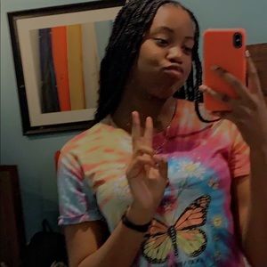 Meet your Posher, Aniya